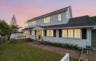 355 East Coast Road, Mairangi Bay