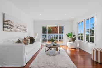 355 East Coast Road, Mairangi Bay