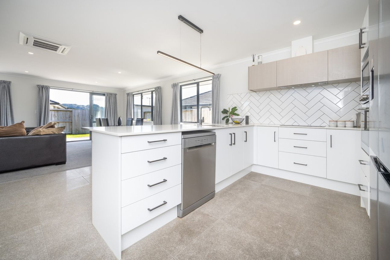 Looking for the Right Deal - Vista 2