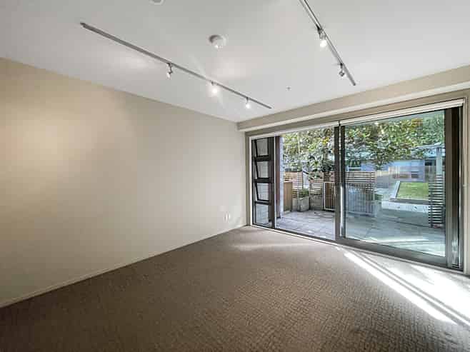 S106/28 Torrens Terrace, Mount Cook