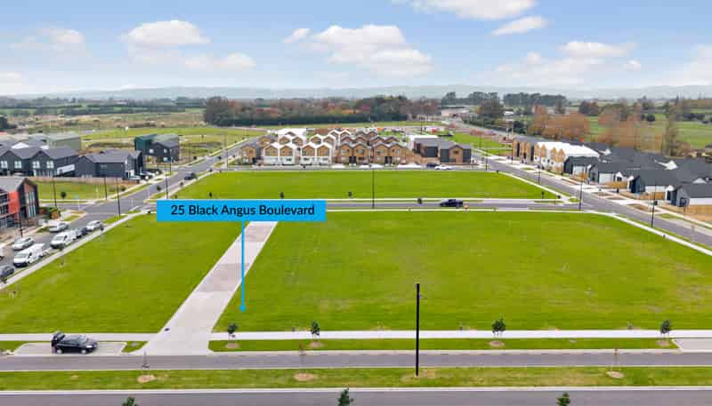 25 Black Angus Boulevard, Papakura