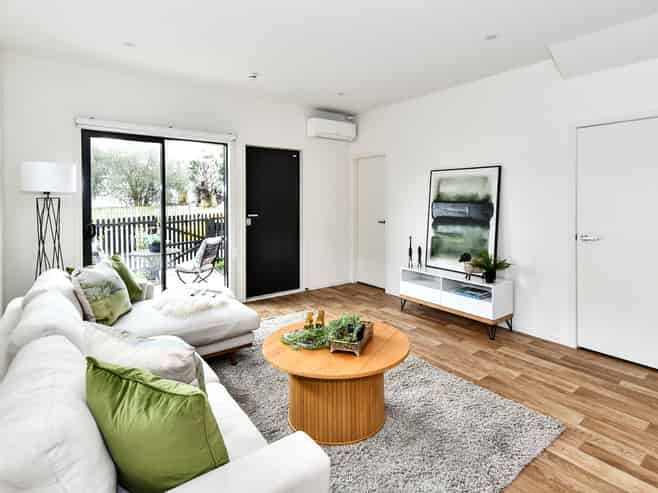 2/75 McAnnalley Street, Manurewa