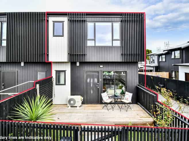 2/75 McAnnalley Street, Manurewa