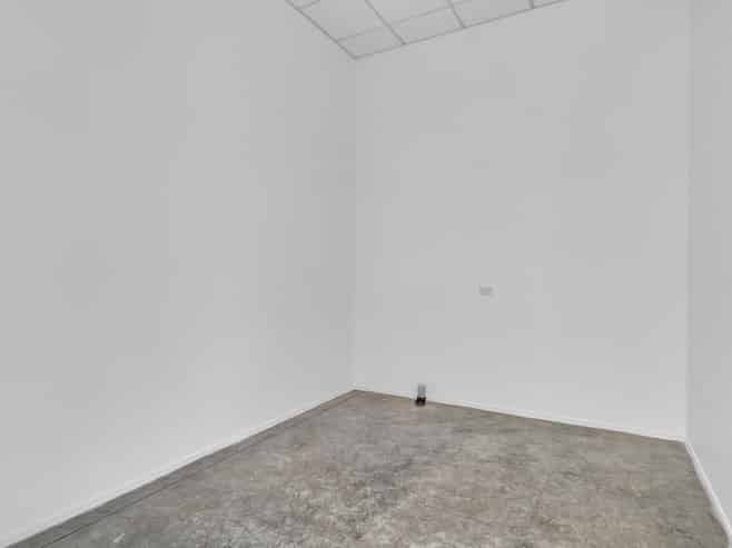 Brand New Beauty / Wellness Space