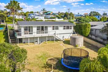 50 Brightside Road, Stanmore Bay