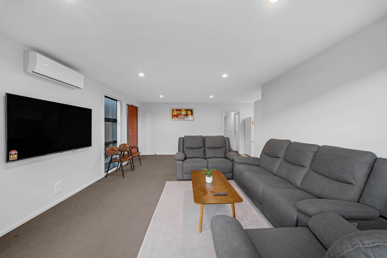 Corner, Freehold & Standalone - Ticks the Boxes – pohled 5