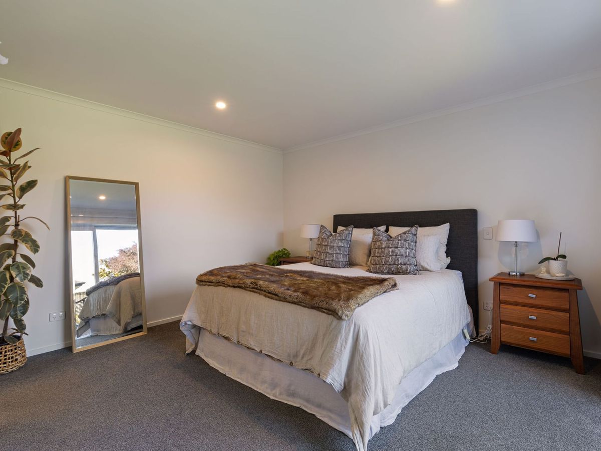 Cul-de-sac calm meets modern family living - Mehr
