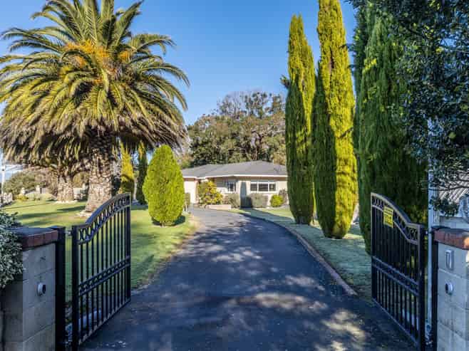 208 Adelaide Road, Dannevirke