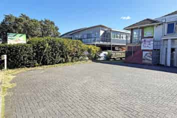 PRIME GROUND FLOOR OFFICE - 75M²
