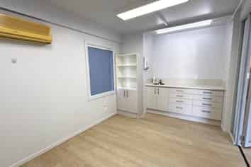 PRIME GROUND FLOOR OFFICE - 75M²
