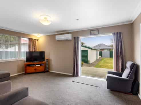 8 Fern Drive, Halswell