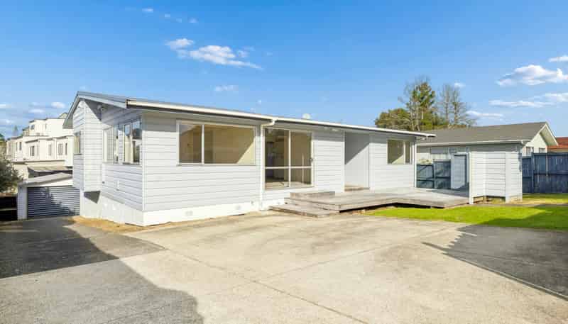 67 Meadway, Sunnyhills
