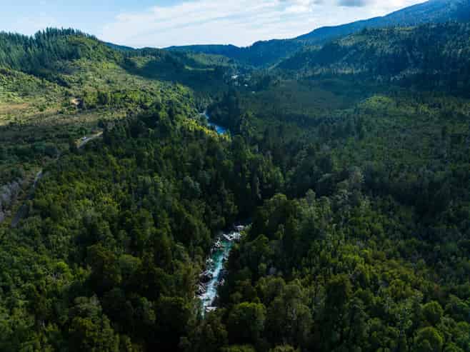  Happy Valley, Ross