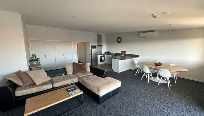 3/4 Fayette Lane, Stoke