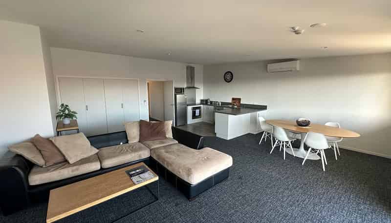 3/4 Fayette Lane, Stoke