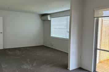 115 Kemp Road, Massey