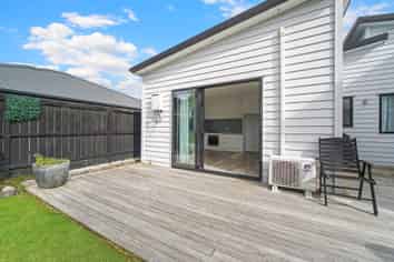 24a Raymond Grace Avenue, Huapai