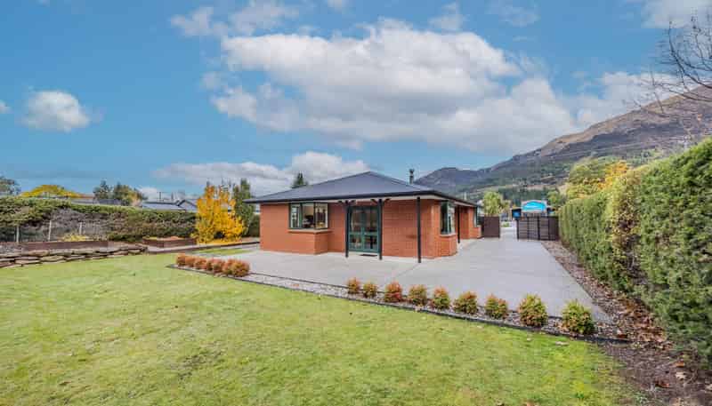 8 Bodkin Street, Lake Hawea