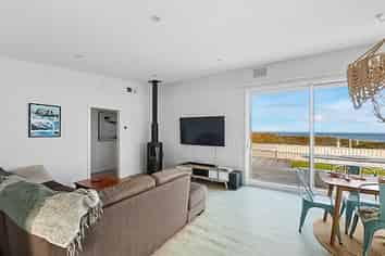 21 Ocean Beach Street, Foxton Beach