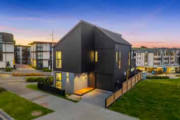 2 Kiokio Street, Long Bay