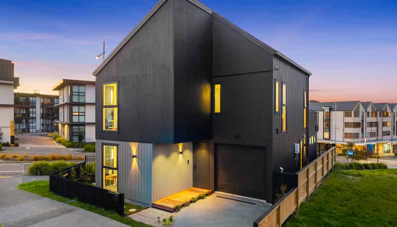 2 Kiokio Street, Long Bay