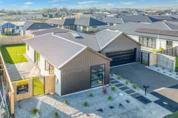 12 River Stone Drive, Halswell