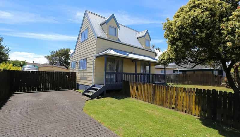 27 Burundi Avenue, Clendon Park