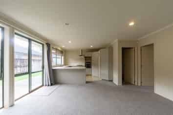 16 Earlswood Avenue, Hamilton East