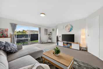 74a Felton Mathew Avenue, Saint Johns