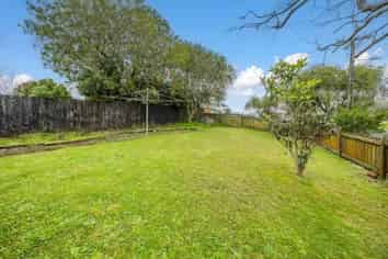 14 Dickey Street, New Windsor