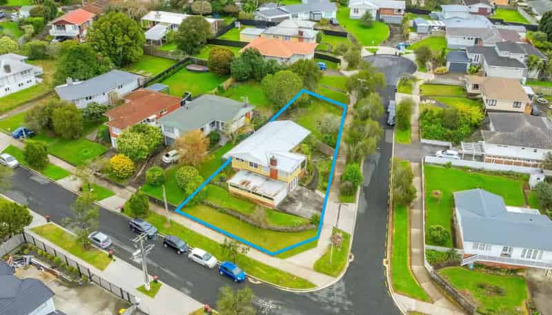 14 Dickey Street, New Windsor