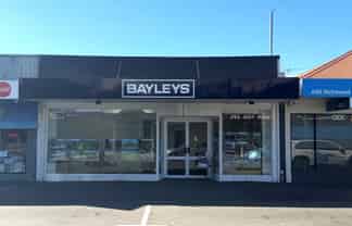 Queen Street | Business Builder