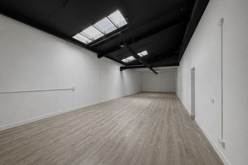 Fitness/Service Space just off Broadway - Widok 5