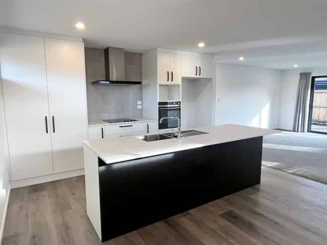 42 Redbrook Road, Casebrook