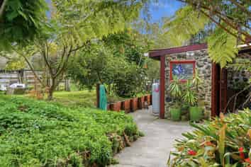 669 Takahue Road, Takahue