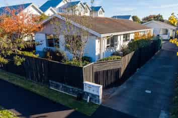 1/5 Braddon Street, Addington