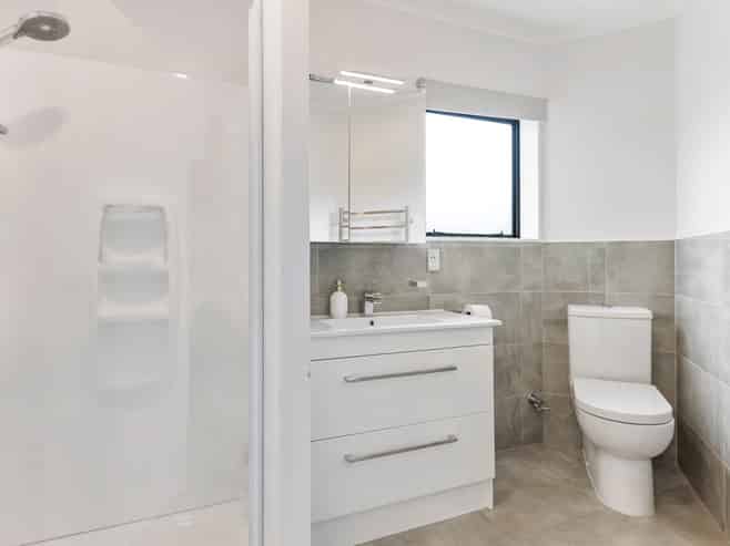 1/6 Carl Place, Unsworth Heights
