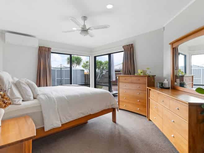 1/6 Carl Place, Unsworth Heights