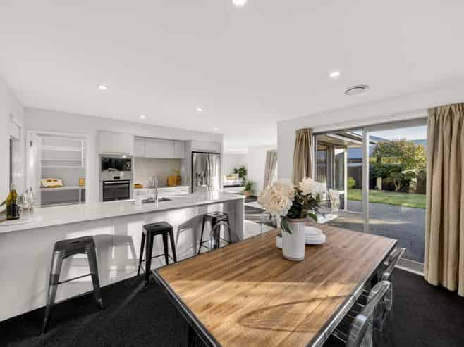 6 Te Whenu Crescent, Marshland