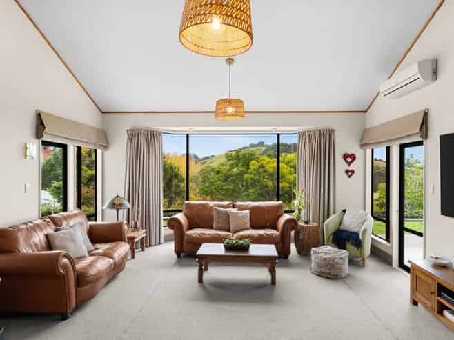 16A Churchill Drive, Taradale