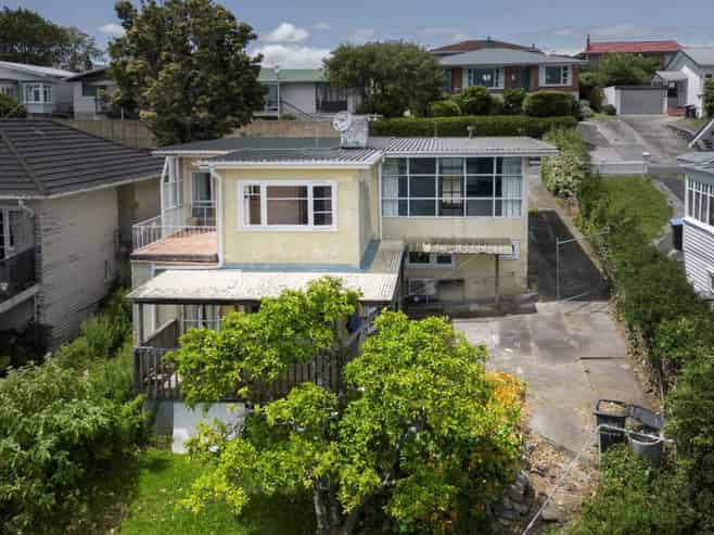 9 Benfield Avenue, Mount Albert