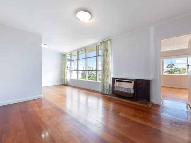 9 Benfield Avenue, Mount Albert
