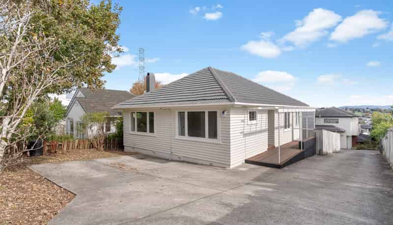99 Oakdale Road, Mount Roskill