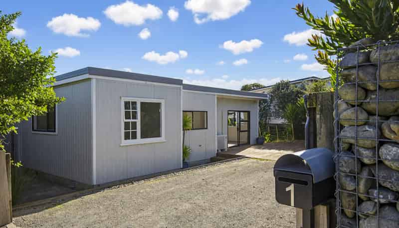 1 Matuhi Street, Waikanae