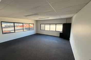 Prime Sydenham Office & Warehouse Opportunity 