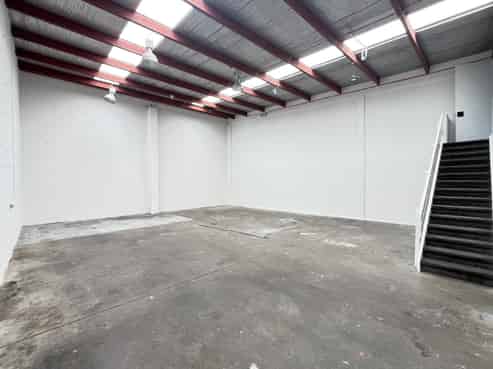 Premium general business zone – 222sqm industrial