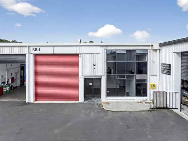 Premium general business zone – 222sqm industrial