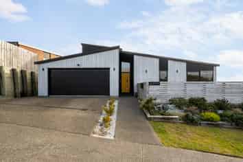 4 Lemonwood Way, Woodridge
