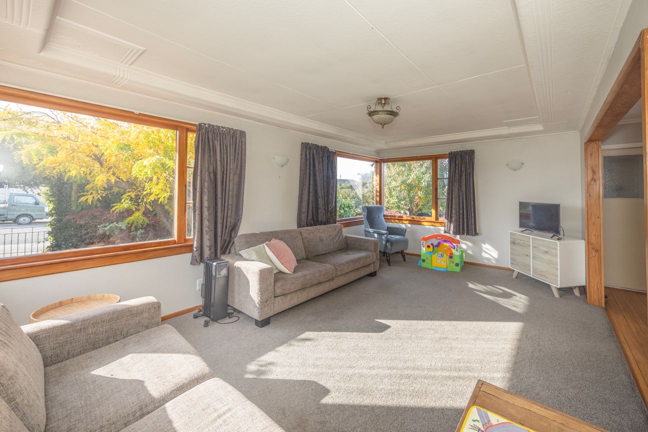 INVEST OR ENJOY IN A PRIME LOCATION - Vista 4