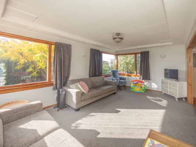 21 Queens Crescent, Oamaru